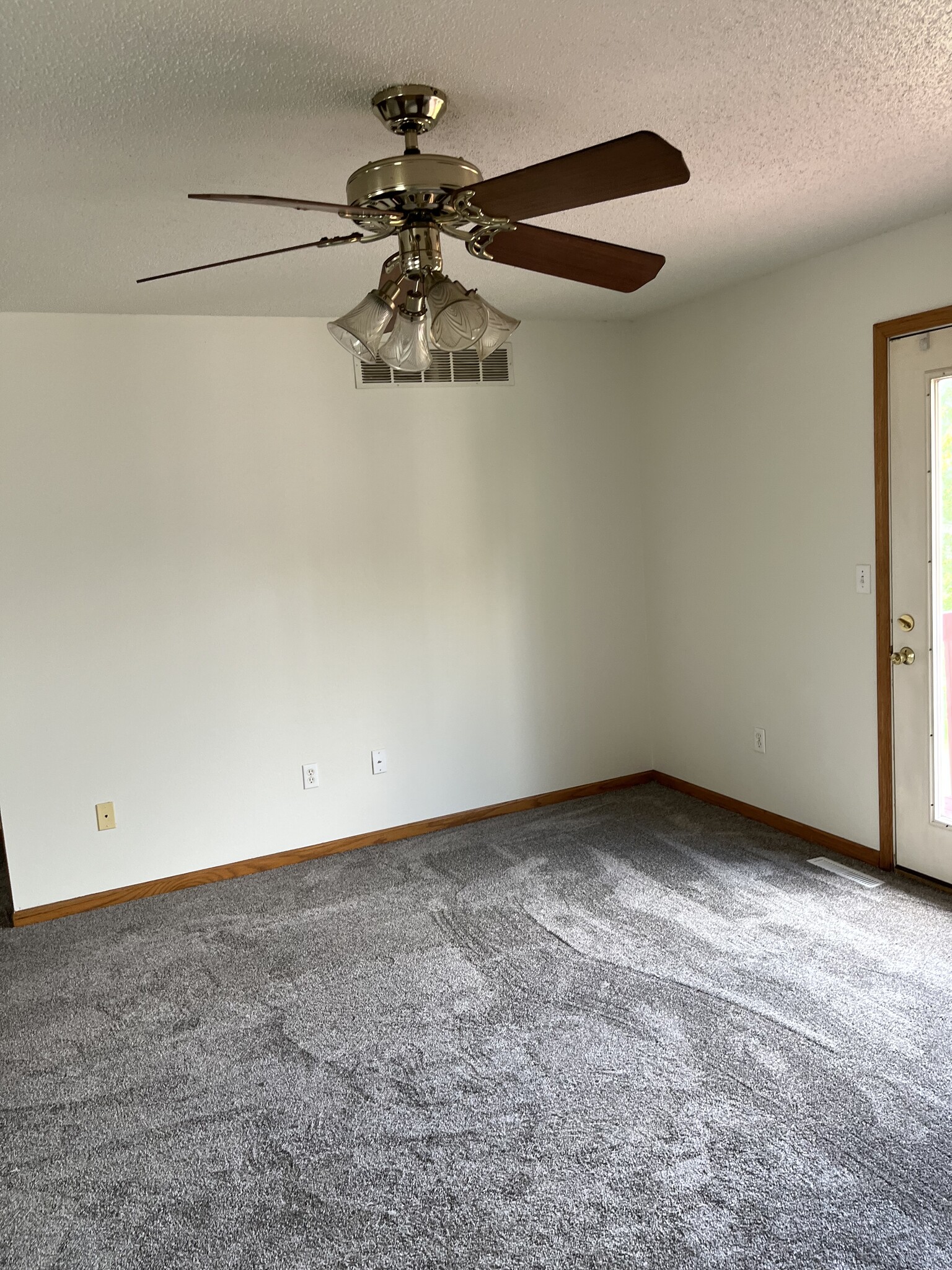 downstairs family room - 2115 14th St