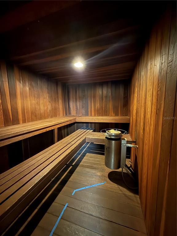 Building Photo - 425 Wymore Rd