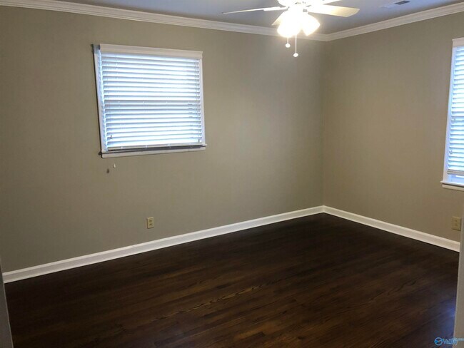 Building Photo - 7601 Martha Dr SE