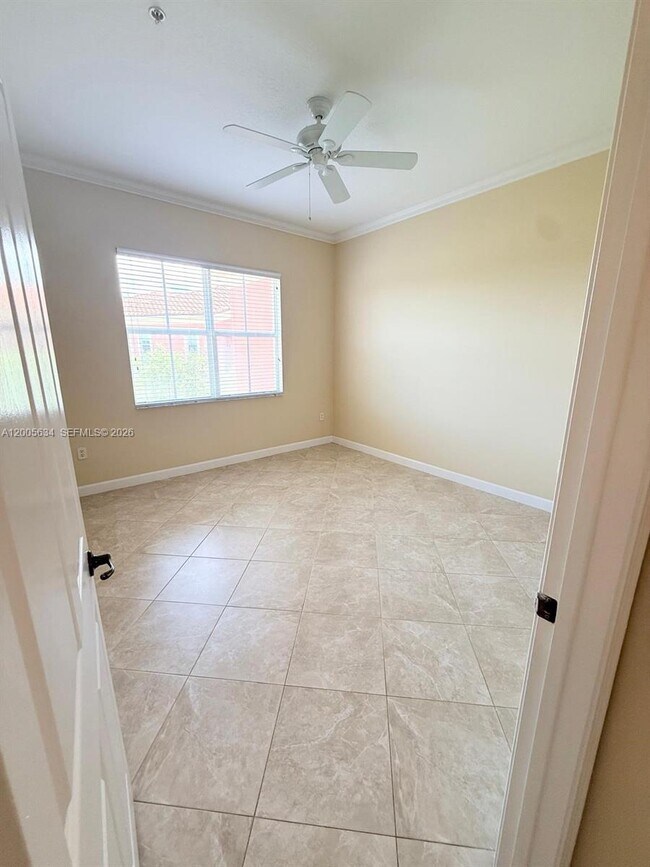 Building Photo - 4602 SW 160th Ave