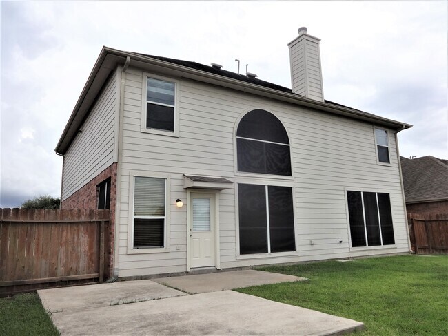 Building Photo - 19902 Cypresswood Springs