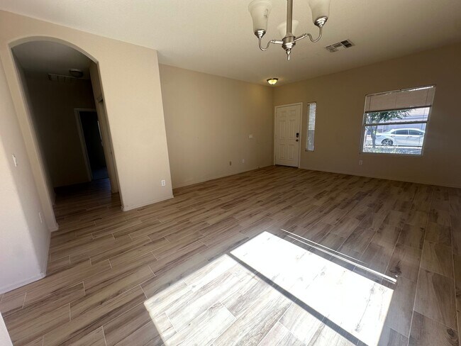 Building Photo - SAN TAN RANCH SINGLE LEVEL 4 BEDROOM WITH NEW FLOORING THROUGHOUT