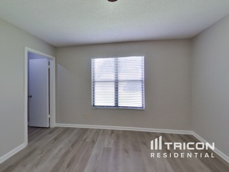 Building Photo - 3240 Avocet Ln