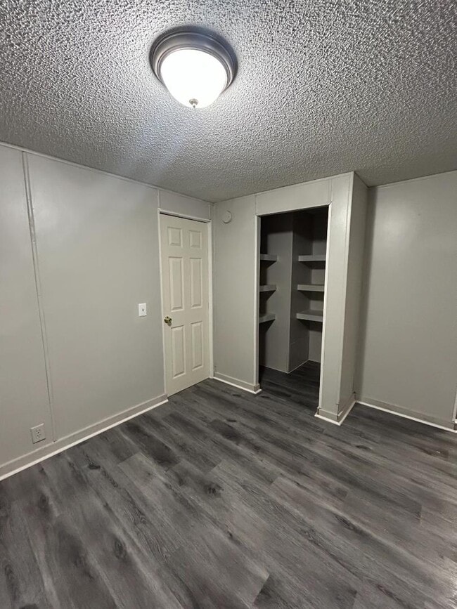 Building Photo - 188 AN Cir