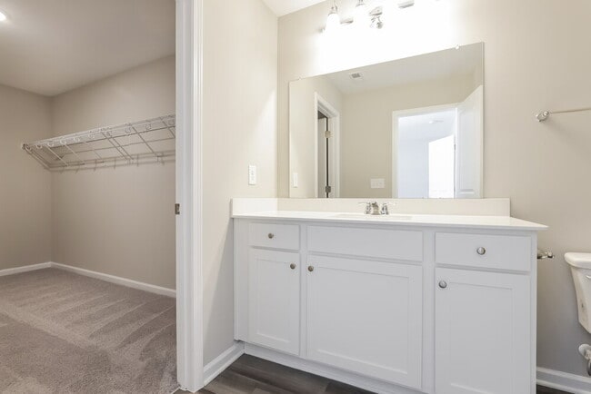 Building Photo - 606 Wendell Falls Pkwy