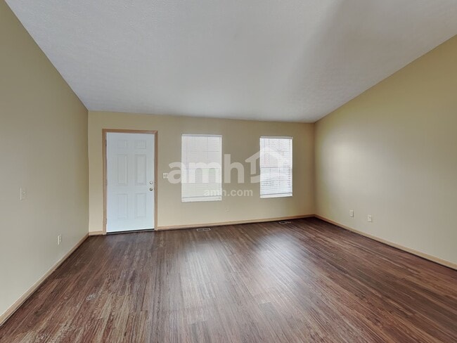 Building Photo - 88 Brooksedge Dr E