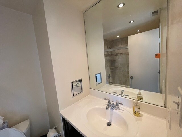 Building Photo - 1133 13th St NW