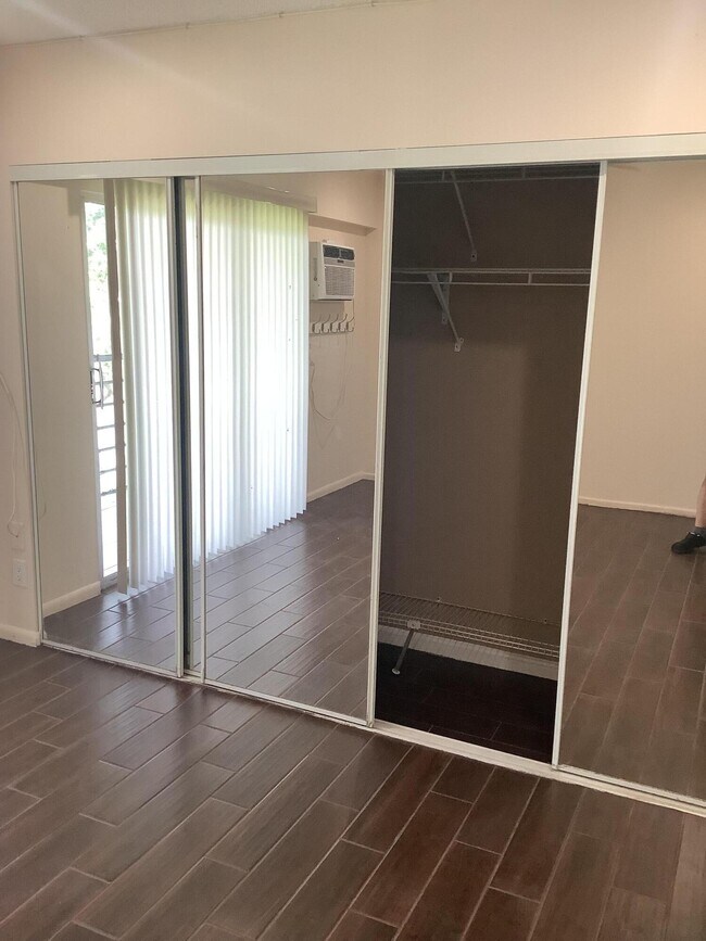 Building Photo - 119 Fanshaw C