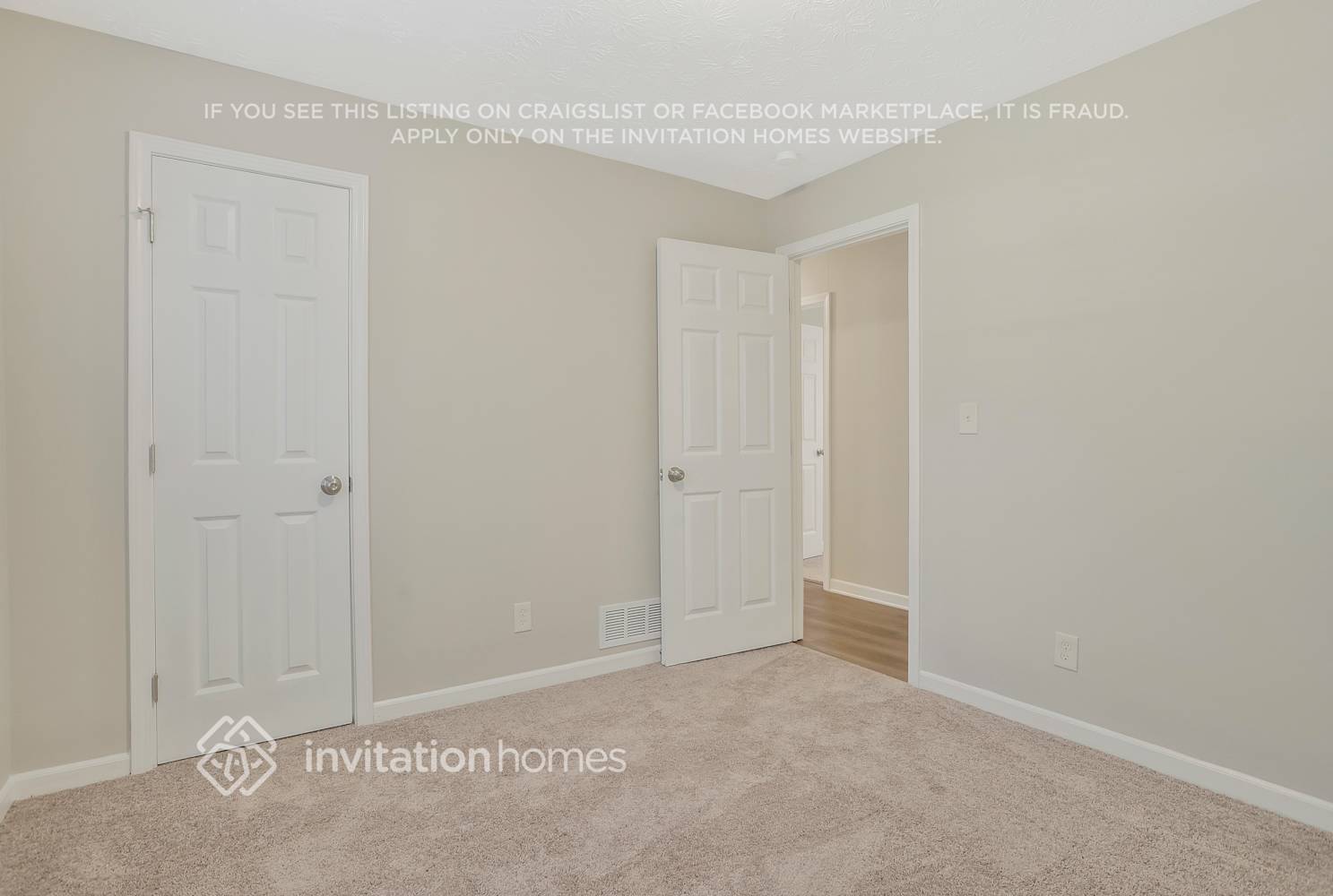 Building Photo - 4812 Hemlock Dr SE