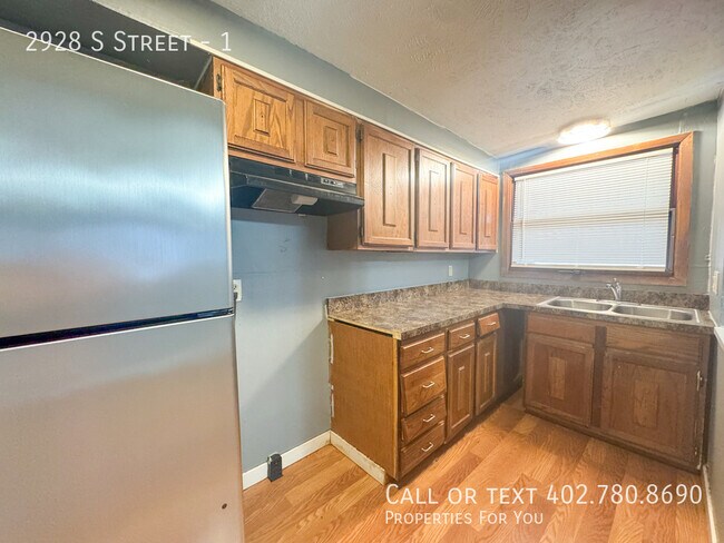 Building Photo - 2928 S Street-1