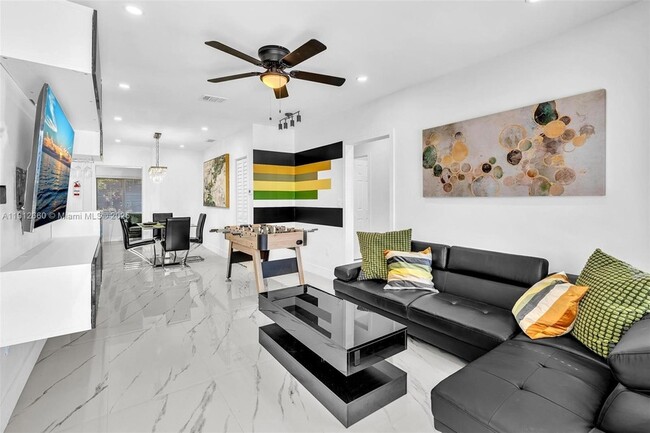 Building Photo - 797 NW 35th St