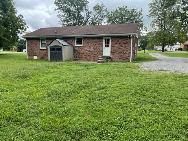 Building Photo - 417 Willis Pass