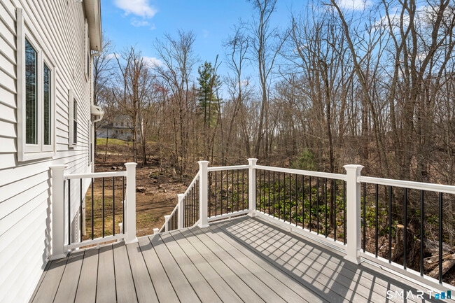 Building Photo - 3 Kenyon Rd