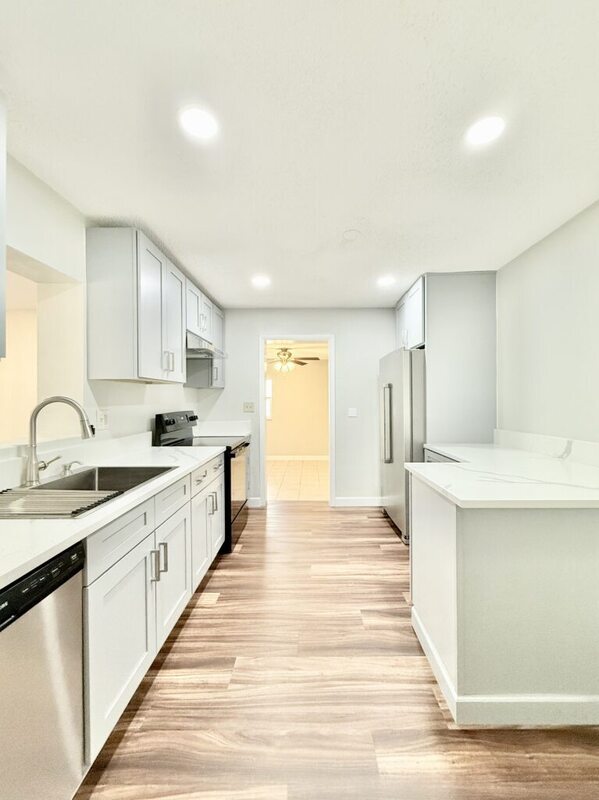 Building Photo - 1221 Jewel Ave