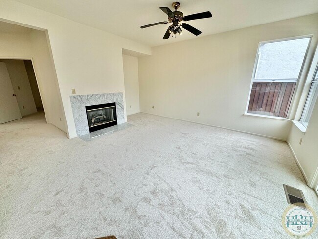 Building Photo - Large 6 BR|3 BA in the coveted Community Of Traditions Belhaven in Daly City With Views Of The Hills