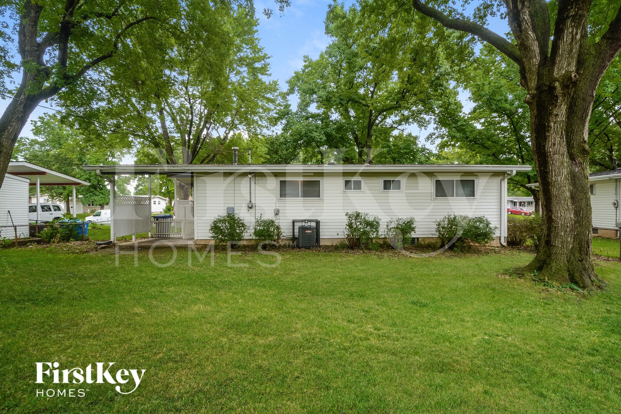 Building Photo - 400 Humes Ln