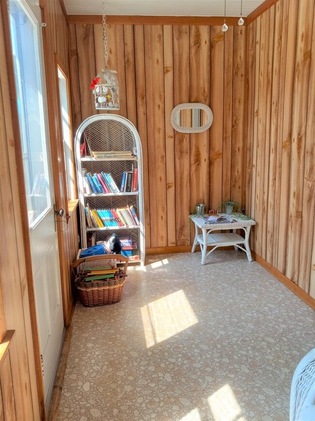 Building Photo - 1163 Keezletown Rd