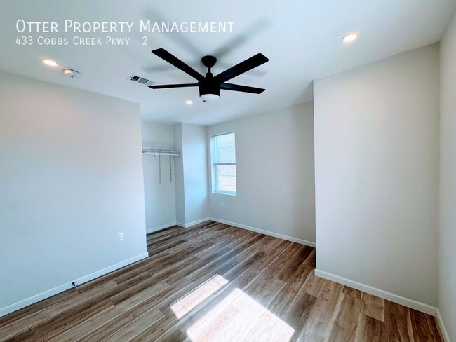 Building Photo - 433 Cobbs Creek Pkwy