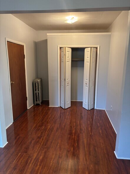 Building Photo - 38 Farley Ave
