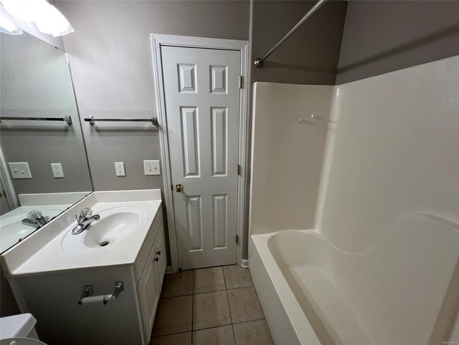 Building Photo - 8967 Abingdon Pl