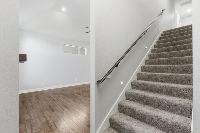 Building Photo - 3835 E Brookdale Terrace