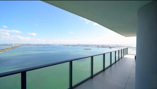 Building Photo - 3131 NE 7th Ave