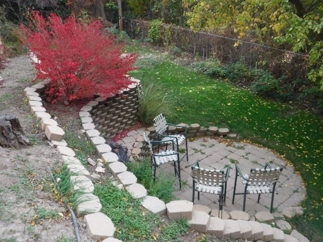 Building Photo - Olympus Cove Five Bedroom Rambler; Amazing...