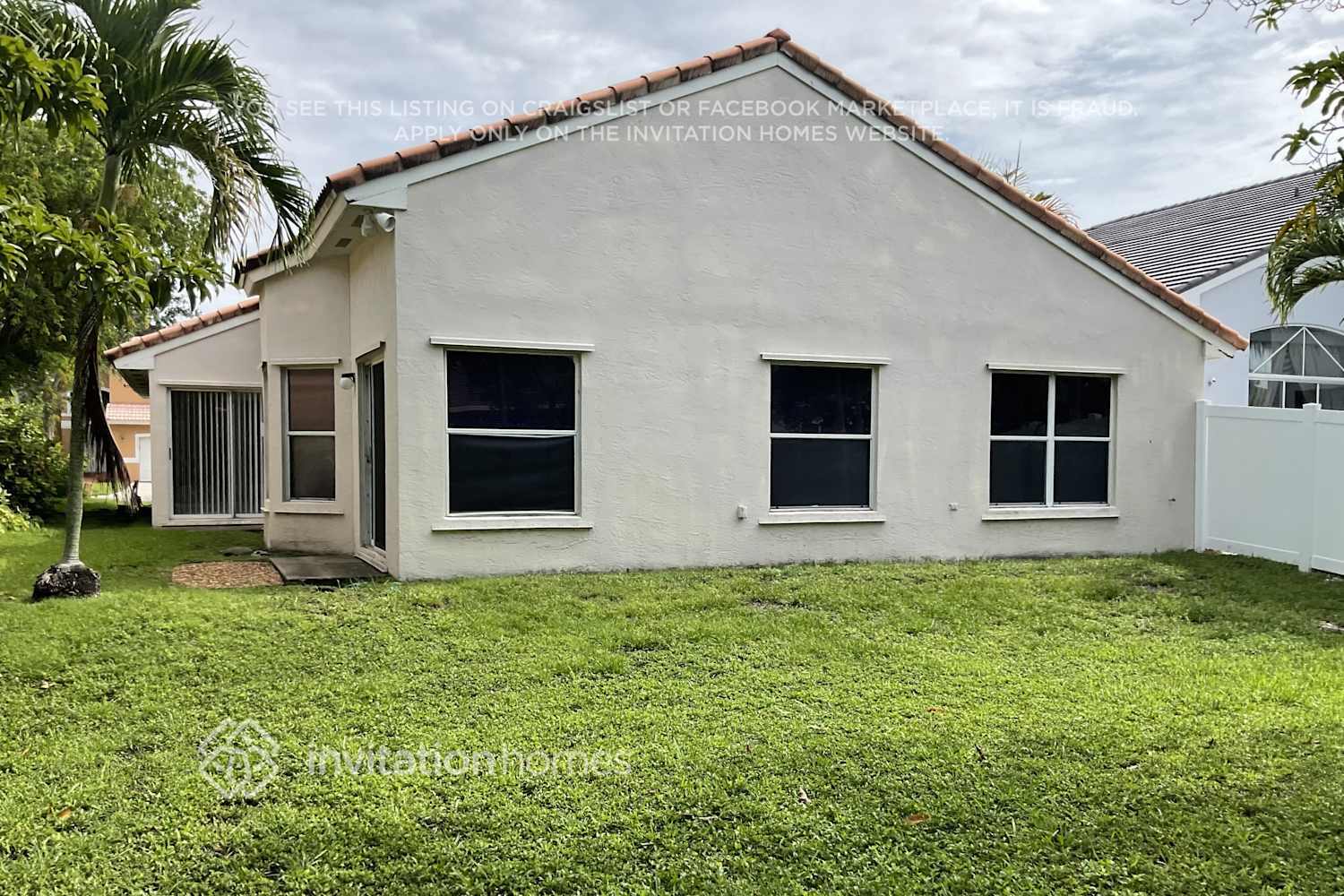 Building Photo - 15290 SW 51st St