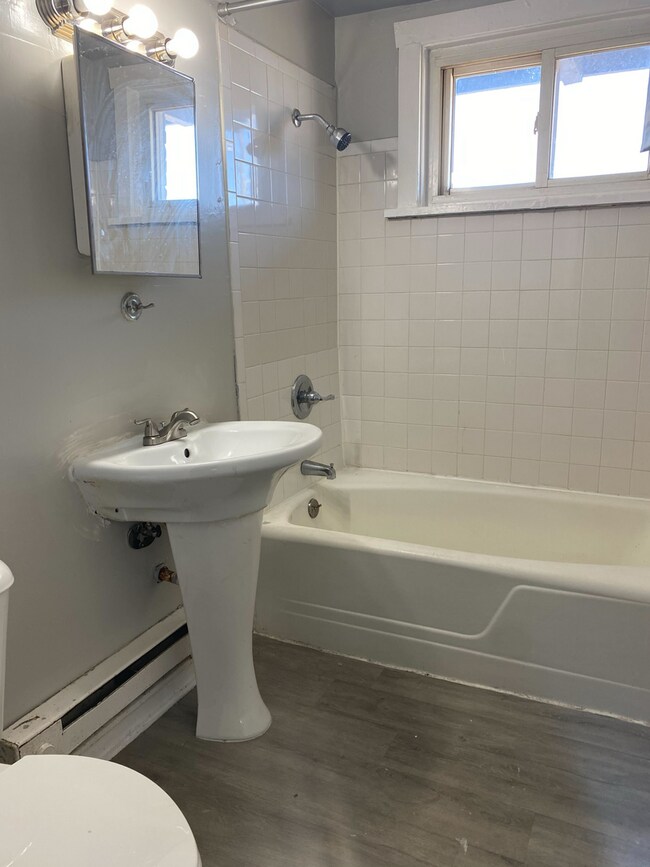 Building Photo - 203 W 154th St