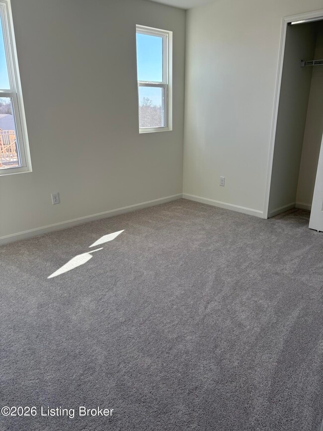 Building Photo - 6814 Oak Rock Dr