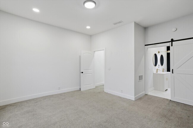 Building Photo - 1232 Keystone Ave