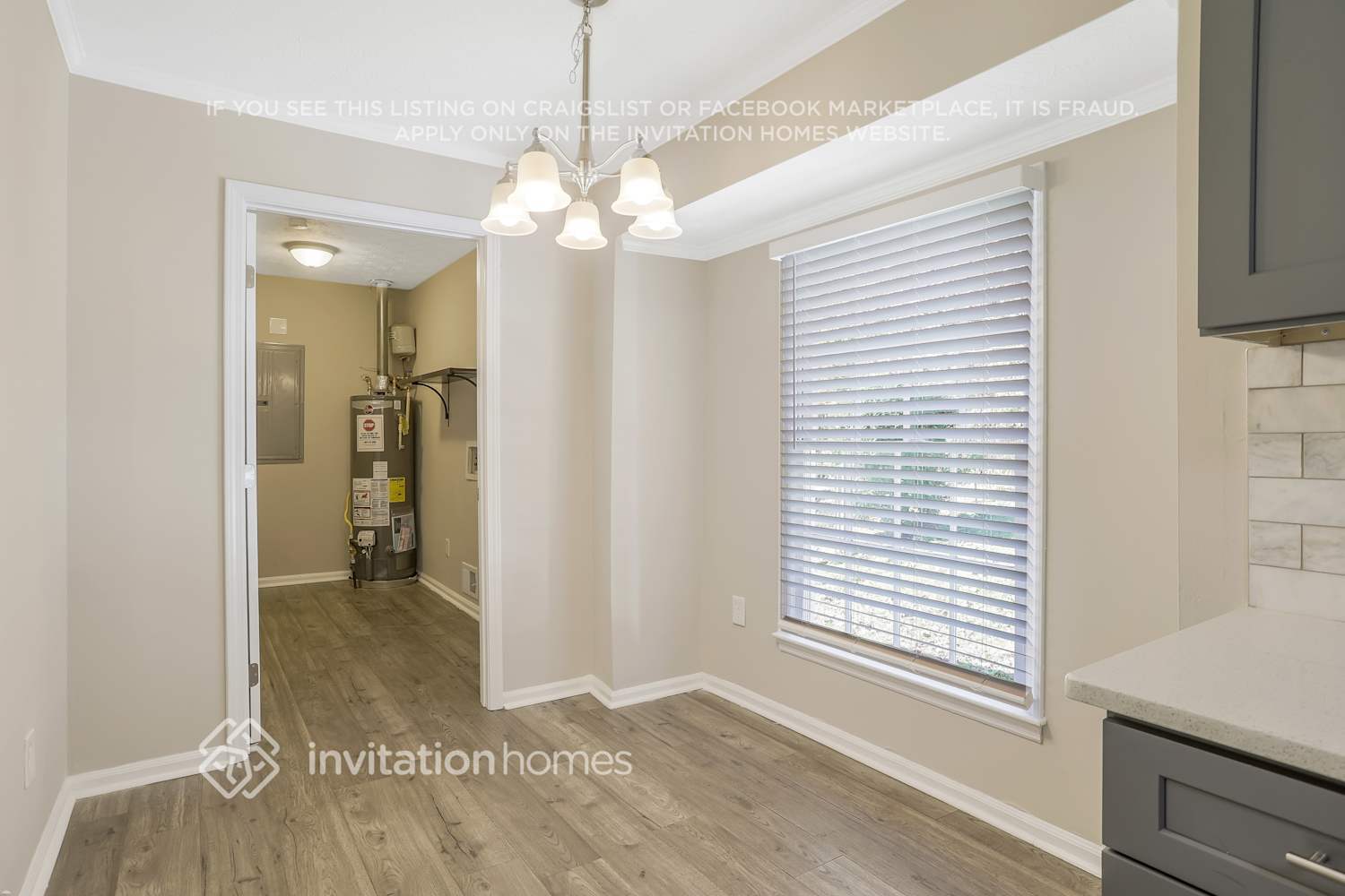 Building Photo - 2865 Castle Dr SW