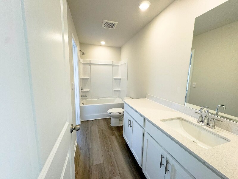 Building Photo - 4264 Holland Grv Rd