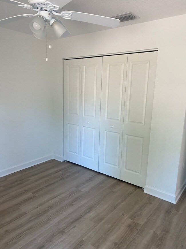 Building Photo - COMING SOON: 3 Bedroom 2 Bath 1 Car Garage Home