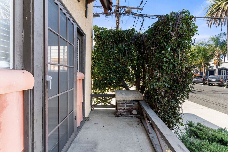 Building Photo - 119 Orange Ave