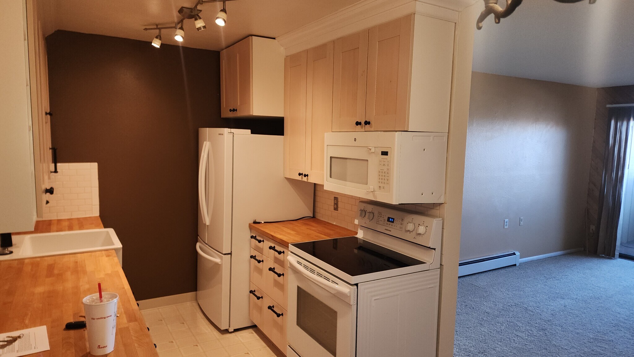 Building Photo - 3431 Stover St