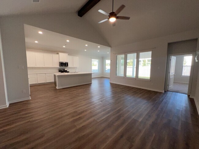 Building Photo - 3023 Tantara Dr