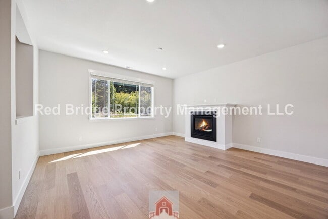 Building Photo - 16626 SW Noosa Ct