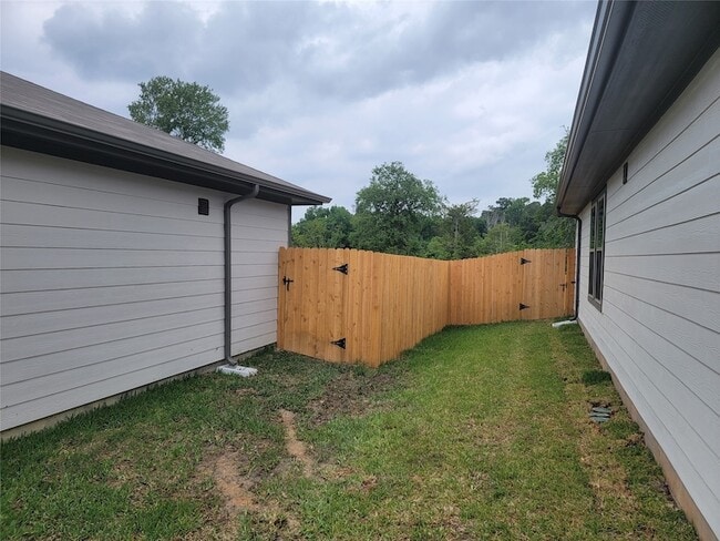 Building Photo - 11736 Whirlaway Dr