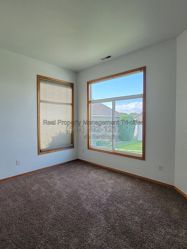 Building Photo - 2567 Prestwick Dr