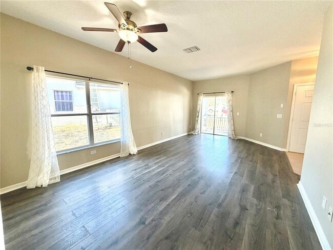 Building Photo - 1044 Longville Cir