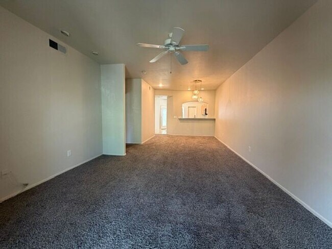 Building Photo - 7021 E Earll Dr