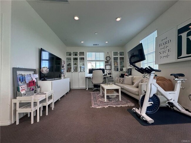 Building Photo - 28673 Parkside Dr