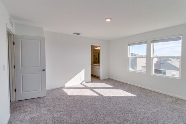 Building Photo - 2216 Bear Peak Dr