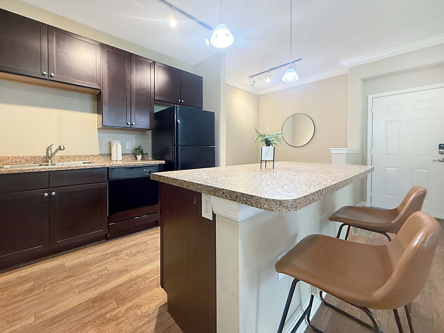 Building Photo - 1770 Bearberry Cir