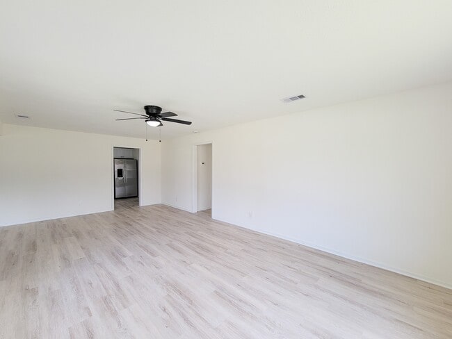 Building Photo - 301 Cypress St