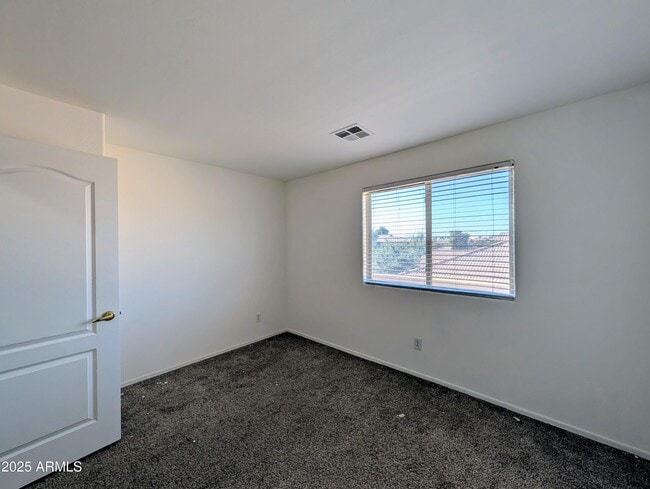 Building Photo - 3848 E Pollack St