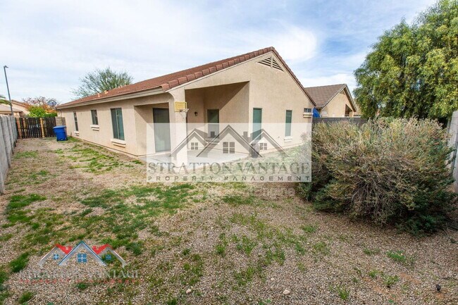 Building Photo - 17739 W Redfield Rd