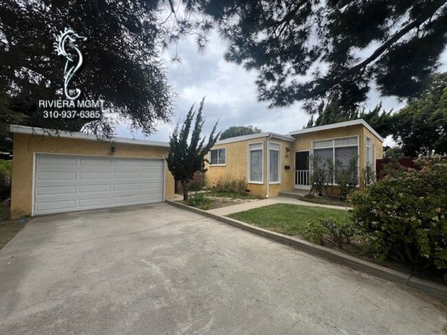 Building Photo - 3 BEd 1.75 Bath House in South Redondo Beach.