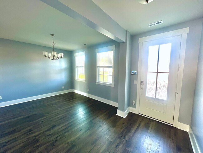 Building Photo - Prestigious 4 Bedroom Home on the Crystal ...